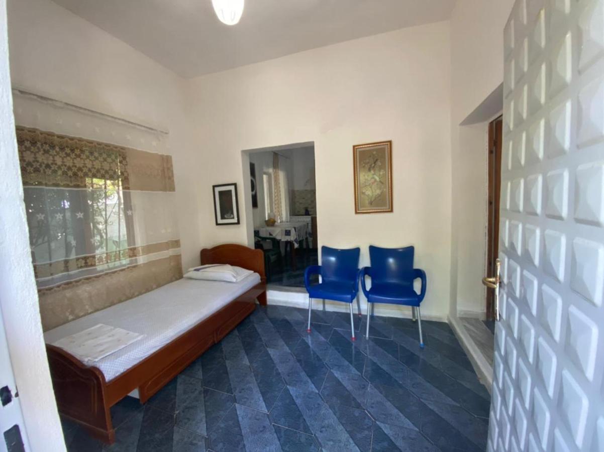 Eva Apartments Dhërmi Екстериор снимка