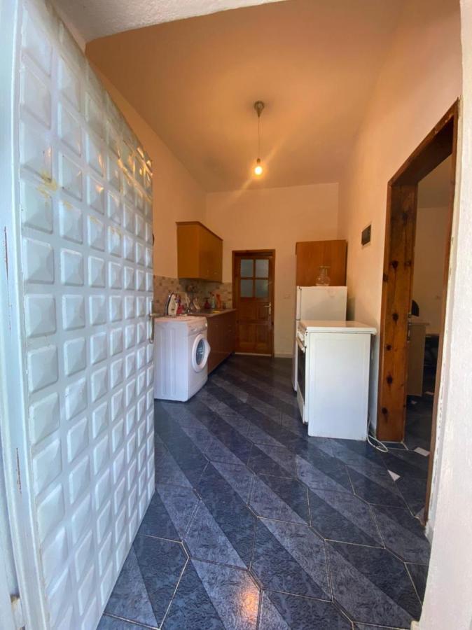 Eva Apartments Dhërmi Екстериор снимка